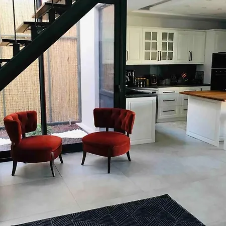 فيلة Sakin Sehrin 'Yasam Kralligi' Muestakil Havuz Villa كوجولار