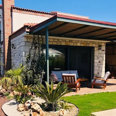 Sakin Sehrin 'Yasam Kralligi' Muestakil Havuz Villa * كوجولار