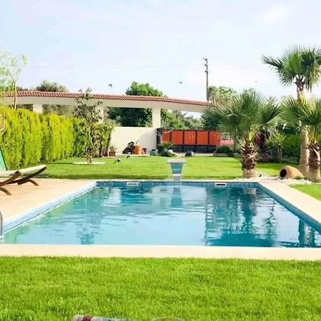 Sakin Sehrin 'Yasam Kralligi' Muestakil Havuz Villa فيلة